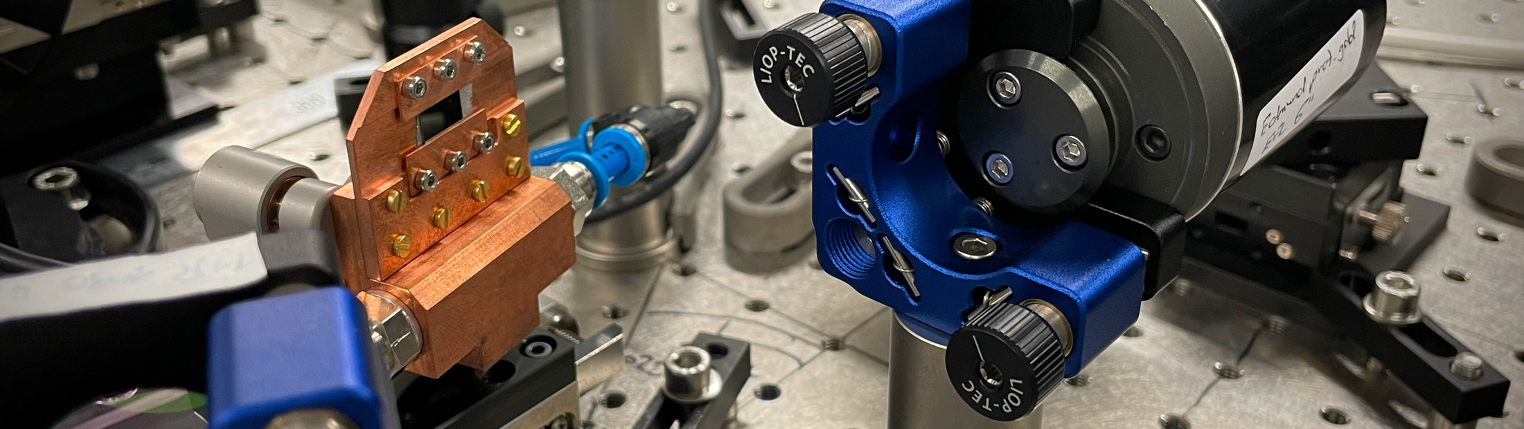 A close up shot of the terahertz emitter